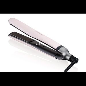 GHD platinum + straightner in pink w/ pink case!
